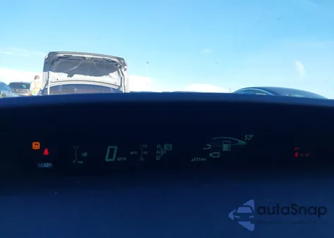 2013 Toyota Prius Four z USA, uszkodzony, nr VIN JTDKN3DU5D5605083